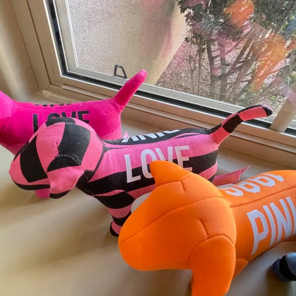 Victoria's Secret Pink Dogs Set of 6 Stuffed Love Pink - Picture 6 of 10